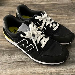 New FIGS New Balance. Worn 1 time!